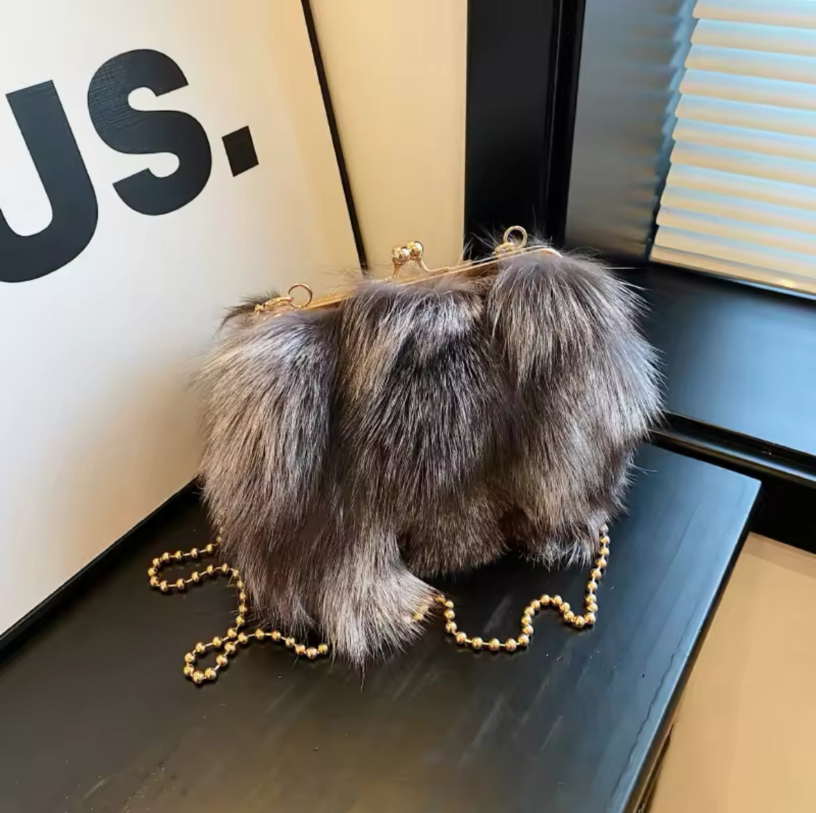 Lady of Lux Shoulder Bag